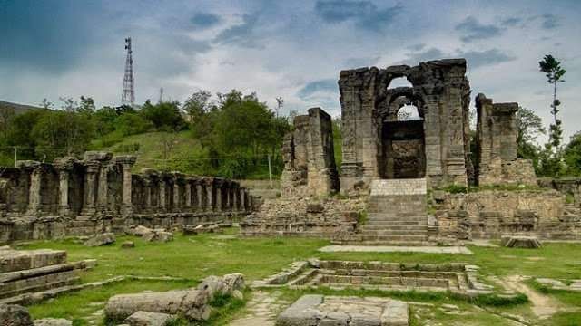 भारत के परिपेक्ष्य में सेक्युलरिज्म निरर्थक शब्द है भारत के परिपेक्ष्य में सेक्युलरिज्म निरर्थक शब्द है