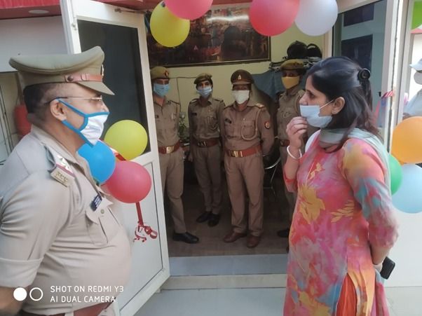 नोडल अधिकारी द्वारा महिला हेल्प डेस्क का शुभारम्भ किया गया। नोडल अधिकारी द्वारा महिला हेल्प डेस्क का शुभारम्भ किया गया।