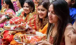 करवा चौथ का शुभ मुहूर्त और पूजा विधि करवा चौथ का शुभ मुहूर्त और पूजा विधि