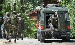 #CeasefireViolation  पाकिस्तान की ओर से राजौरी के नौशेरा सेक्टर में हुई फायरिंग, एक जवान शहीद