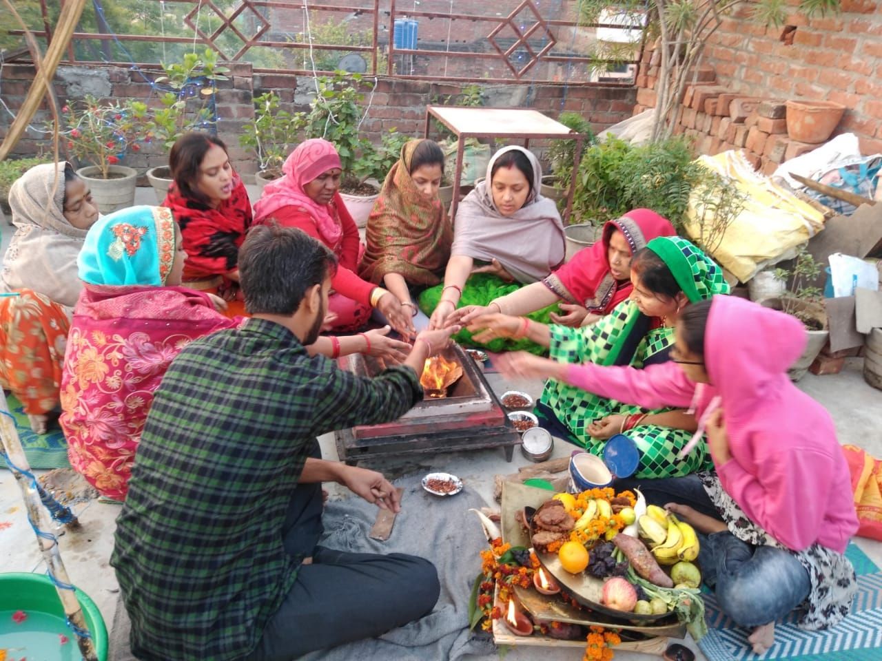 सूर्यषष्ठी (छठ महापर्व) की पूर्णाहूति हेतु गायत्री यज्ञ का आयोजन। सूर्यषष्ठी (छठ महापर्व) की पूर्णाहूति हेतु गायत्री यज्ञ का आयोजन।