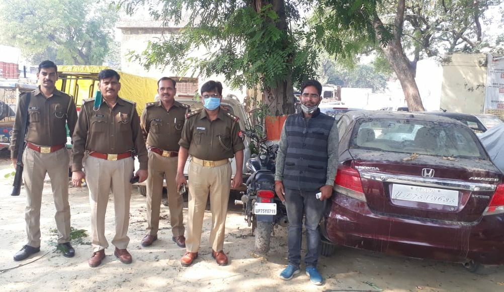 पुलिस ने गिरोहबंद अधिनियम के तहत शातिर अभियुक्त की 23 लाख की संपत्ति की जब्त पुलिस ने गिरोहबंद अधिनियम के तहत शातिर अभियुक्त की 23 लाख की संपत्ति की जब्त