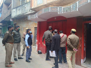 चंदौली : बिना रजिस्ट्रेशन चल रहे अल्ट्रासाउंड सेंटरों की एसडीएम ने की जांच, दो सेंटर सील चंदौली : बिना रजिस्ट्रेशन चल रहे अल्ट्रासाउंड सेंटरों की एसडीएम ने की जांच, दो सेंटर सील