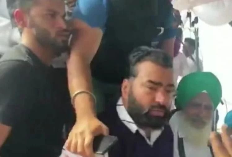 पंजाब में महारैली में पहुंचा लक्खा सिधाना पुलिस की नाक के नीचे से हुआ फरार पंजाब में महारैली में पहुंचा लक्खा सिधाना पुलिस की नाक के नीचे से हुआ फरार