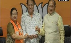 दिल्ली: रामायण धारावाहिक में भगवान राम की भूमिका निभाने वाले अरुण गोविल भारतीय जनता पार्टी में शामिल हुए। दिल्ली: रामायण धारावाहिक में भगवान राम की भूमिका निभाने वाले अरुण गोविल भारतीय जनता पार्टी में शामिल हुए।