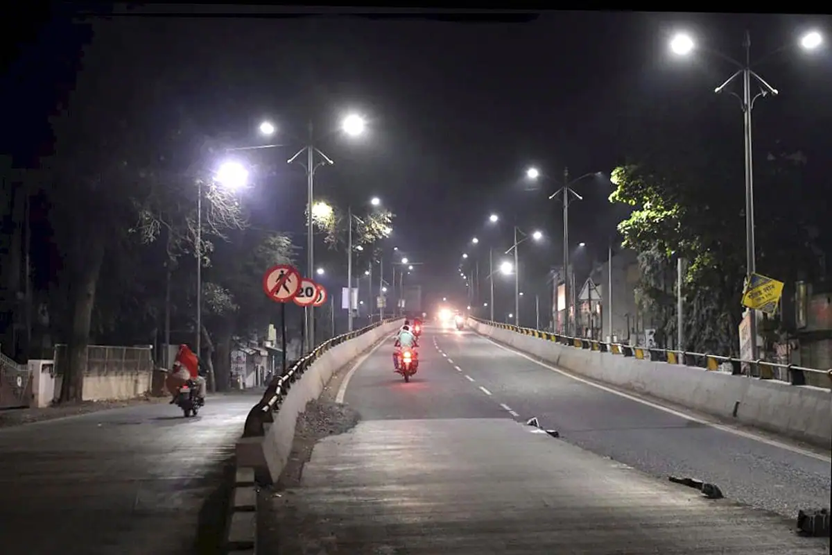 रायपुर में दस दिनों का लॉकडाउन, जिले की सभी सीमाओं को किया जाएगा सील रायपुर में दस दिनों का लॉकडाउन, जिले की सभी सीमाओं को किया जाएगा सील