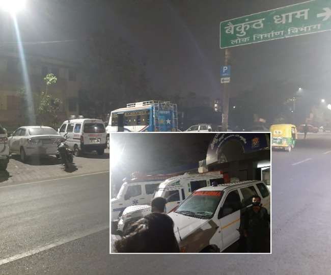 लखनऊ में भैसाकुंड पर आधी रात तक लगी रही शवों की कतार लखनऊ में भैसाकुंड पर आधी रात तक लगी रही शवों की कतार