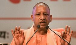 CM योगी का अहम फैसला, गुजरात से दवा मंगवाने का आदेश, स्वास्थ्य विभाग को दिए आदेश, गुजरात से मंगाई जा रही 25 हजार रेमडेसिविर, CM के आदेश पर अधिकारी गुजरात रवाना