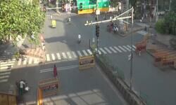 कानपुर में लागू वीकेंड लाॅकडाउन के दौरान सड़कें सुनसान दिखीं। उत्तर प्रदेश में सोमवार सुबह 7 बजे तक वीकेंड लाॅकडाउन लागू रहेगा। #COVID19 कानपुर में लागू वीकेंड लाॅकडाउन के दौरान सड़कें सुनसान दिखीं। उत्तर प्रदेश में सोमवार सुबह 7 बजे तक वीकेंड लाॅकडाउन लागू रहेगा। #COVID19