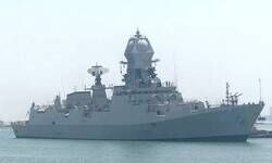 इंडियन नेवी कोरोना के खिलाफ जंग में उतरी, ऑक्सीजन लाने के लिए लॉन्च किया ऑपरेशन इंडियन नेवी कोरोना के खिलाफ जंग में उतरी, ऑक्सीजन लाने के लिए लॉन्च किया ऑपरेशन