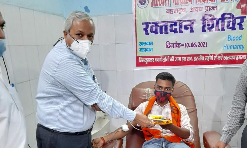 स्वस्थ युवाओं की रक्तदान शिविर में सहभागिता जरूरी:चेयरमैन स्वस्थ युवाओं की रक्तदान शिविर में सहभागिता जरूरी:चेयरमैन