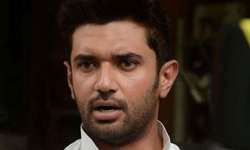 बंगले में चिराग......बच गए अकेले बंगले में चिराग......बच गए अकेले