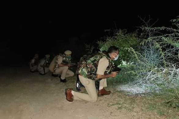 एक लाख का इनामी डाक्टर गुप्ता अपहरण कांड में शामिल, बदमाश बदन सिंह और उसका साथी पुलिस मुठभेड़ में ढेर एक लाख का इनामी डाक्टर गुप्ता अपहरण कांड में शामिल, बदमाश बदन सिंह और उसका साथी पुलिस मुठभेड़ में ढेर