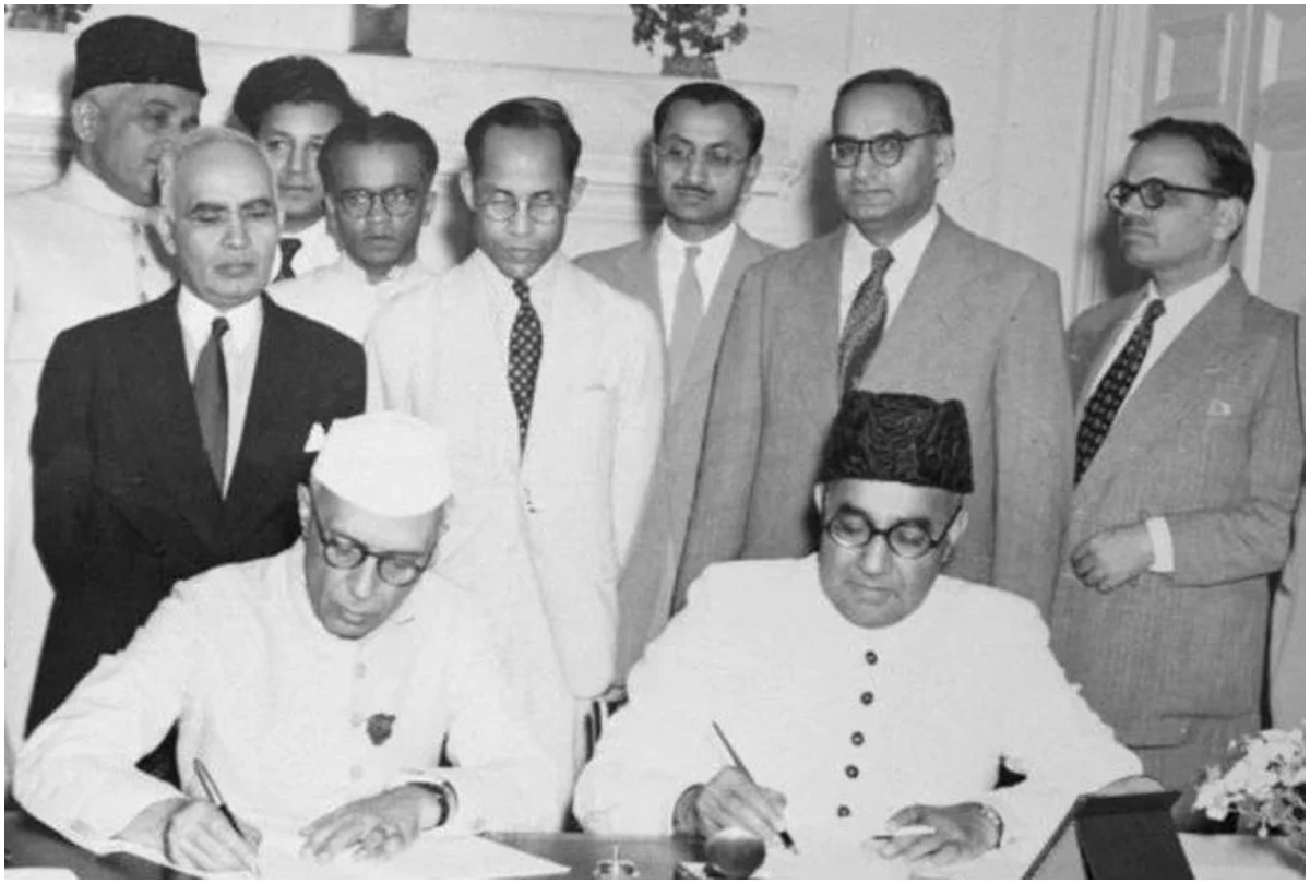 किताब में दावा: नेहरू चाहते तो नहीं होता देश का लहूलुहान विभाजन