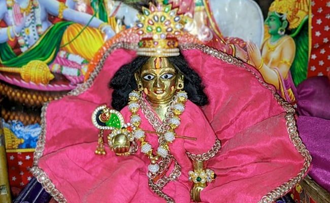 19 अगस्त 2022 शुक्रवार को होगा श्री कृष्ण जन्माष्टमी का व्रत और जन्मोत्सव। 19 अगस्त 2022 शुक्रवार को होगा श्री कृष्ण जन्माष्टमी का व्रत और जन्मोत्सव।