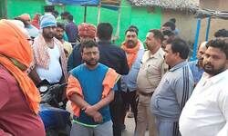 औरंगाबाद में छठ प्रसाद बनाने के दौरान सिलेंडर में आग, बुझाते समय विस्फोट में 34 घायल औरंगाबाद में छठ प्रसाद बनाने के दौरान सिलेंडर में आग, बुझाते समय विस्फोट में 34 घायल