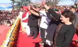 हिमाचल के 15वें सीएम बने सुखविंदर सिंह सुक्खू, मुकेश अग्निहोत्री पहले उप मुख्यमंत्री, शपथ ग्रहण समारोह में राहुल गांधी, प्रियंका वाड्रा, मल्लिकार्जुन खरगे, छत्तीसगढ़ के मुख्यमंत्री भूपेश बघेल, हरियाणा के पूर्व मुख्यमंत्री भूपेंद्र सिंह हुड्डा मौजूद रहे।