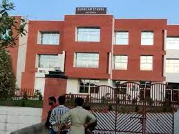 सनबीम स्कूल में 10वीं की छात्रा की मौत के रहस्य से उठा पर्दा, सामने आई हैरान करने वाली कहानी सनबीम स्कूल में 10वीं की छात्रा की मौत के रहस्य से उठा पर्दा, सामने आई हैरान करने वाली कहानी
