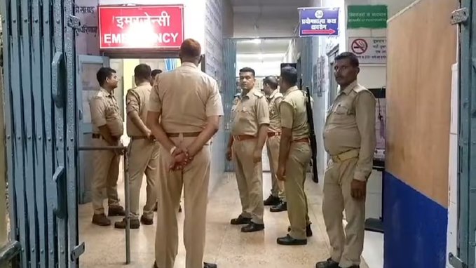 प्रोफेसर आलोक गुप्ता की हत्या करने वाला शाहबाज एनकाउंटर में ढेर प्रोफेसर आलोक गुप्ता की हत्या करने वाला शाहबाज एनकाउंटर में ढेर
