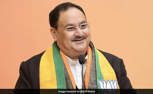 राहुल गांधी पर निशाना साधते हुए नड्डा ने कहा कि सिल्वर स्पून के साथ पैदा होने वाले क्या जानें... राहुल गांधी पर निशाना साधते हुए नड्डा ने कहा कि सिल्वर स्पून के साथ पैदा होने वाले क्या जानें...
