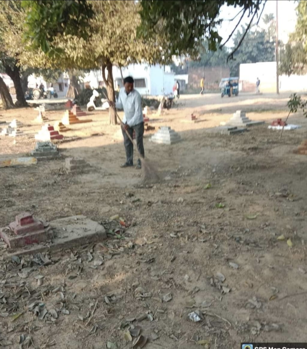 अध्यक्ष टेकड़ीवाल के निर्देश से छठ घाटों पर सफाई के साथ हुई लाइटिंग व्यवस्था अध्यक्ष टेकड़ीवाल के निर्देश से छठ घाटों पर सफाई के साथ हुई लाइटिंग व्यवस्था