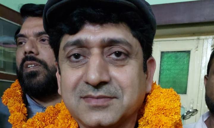 पीस पार्टी ने डॉक्टर राशिद अली को बनाया संभल लोकसभा से सांसद प्रत्याशी पीस पार्टी ने डॉक्टर राशिद अली को बनाया संभल लोकसभा से सांसद प्रत्याशी