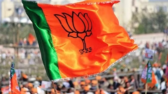 कैसरगंज से बृजभूषण के बेटे को टिकट, BJP ने रायबरेली से दिनेश प्रताप सिंह को उतारा