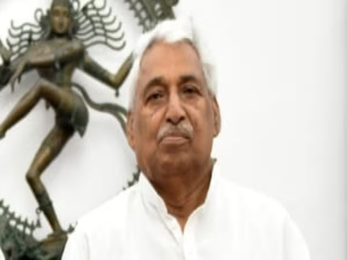 तिर्वा नगर की दो प्रमुख समस्याओं के लिए नेता प्रतिपक्ष माता प्रसाद पांडे से मिलकर ज्ञापन दिया तिर्वा नगर की दो प्रमुख समस्याओं के लिए नेता प्रतिपक्ष माता प्रसाद पांडे से मिलकर ज्ञापन दिया