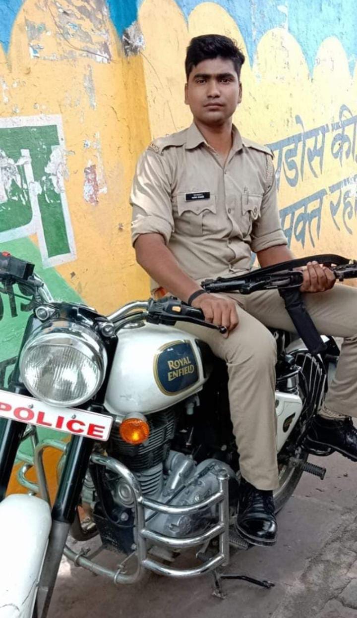 भाजपा नेता मनोज सिंह के गनर की गोली लगने से मौत भाजपा नेता मनोज सिंह के गनर की गोली लगने से मौत