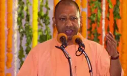 एक रहिए, नेक रहिए, ये समय बंटने का नहीं, झारखंड की रैली में झामुमो पर बरसे योगी आदित्यनाथ एक रहिए, नेक रहिए, ये समय बंटने का नहीं, झारखंड की रैली में झामुमो पर बरसे योगी आदित्यनाथ