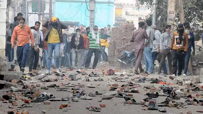 संभल हिंसा: बवाल में मारे गए युवकों की पोस्टमार्टम रिपोर्ट में बड़ा खुलासा... शरीर में मिली 315 बोर की गोली संभल हिंसा: बवाल में मारे गए युवकों की पोस्टमार्टम रिपोर्ट में बड़ा खुलासा... शरीर में मिली 315 बोर की गोली