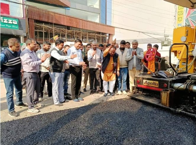 मालवीय रोड की बदलेगी तस्वीर,शुरू हुआ कार्य मालवीय रोड की बदलेगी तस्वीर,शुरू हुआ कार्य