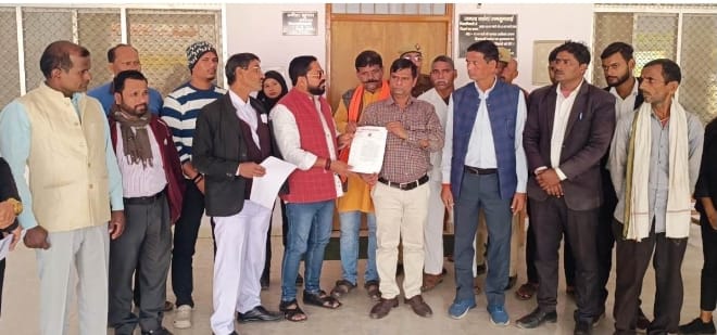 सामूहिक विवाह का मामला हुआ गर्म,डीएम से हुई शिकायत सामूहिक विवाह का मामला हुआ गर्म,डीएम से हुई शिकायत