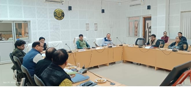 मंडलायुक्त ने निर्माणाधीन परियोजनाओं की किया समीक्षा मंडलायुक्त ने निर्माणाधीन परियोजनाओं की किया समीक्षा