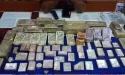 डीडीयू जीआरपी को मिली बड़ी कामयाबी: एक करोड़ रुपए कि चांदी की सिल्ली के साथ नगदी कैश बरामद,तीन अभियुक्त गिरफ्तार... डीडीयू जीआरपी को मिली बड़ी कामयाबी: एक करोड़ रुपए कि चांदी की सिल्ली के साथ नगदी कैश बरामद,तीन अभियुक्त गिरफ्तार...