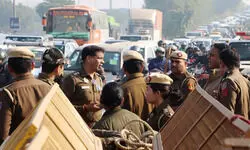 рджрд▓рд┐рдд рдкреНрд░реЗрд░рдгрд╛ рд╕реНрдерд▓ рд╕реЗ рдЬрдмрд░рди рд╣рдЯрд╛рдП рдЧрдП рдХрд┐рд╕рд╛рди, рдкреБрд▓рд┐рд╕ рд╕реЗ рдзрдХреНрдХрд╛-рдореБрдХреНрдХреА, рд▓рдЧрд╛ рд▓рдВрдмрд╛ рдЬрд╛рдо рджрд▓рд┐рдд рдкреНрд░реЗрд░рдгрд╛ рд╕реНрдерд▓ рд╕реЗ рдЬрдмрд░рди рд╣рдЯрд╛рдП рдЧрдП рдХрд┐рд╕рд╛рди, рдкреБрд▓рд┐рд╕ рд╕реЗ рдзрдХреНрдХрд╛-рдореБрдХреНрдХреА, рд▓рдЧрд╛ рд▓рдВрдмрд╛ рдЬрд╛рдо