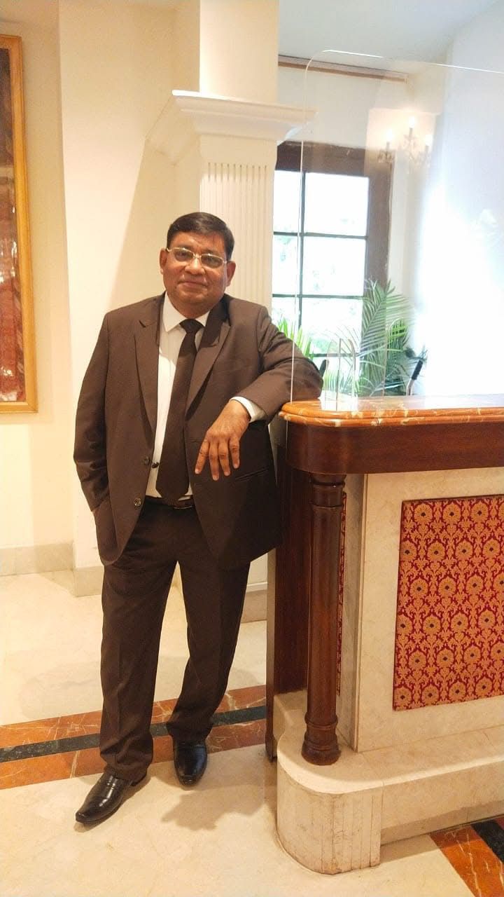 वाराणसी में राज्य जी.एस.टी. आयुक्त डॉ. नितिन बंसल की बैठक: करदाताओं और कर-पेशेवरों की समस्याओं के समाधान पर हुई गंभीर चर्चा