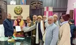 рдкреЗрдВрд╢рди рдХреЛ рд▓реЗрдХрд░ рд╕реЗрд╡рд╛рдирд┐рд╡реГрддреНрдд рд╢рд┐рдХреНрд╖рдХреЛрдВ рдиреЗ рд╕реМрдВрдкрд╛ рдЬреНрдЮрд╛рдкрди рдкреЗрдВрд╢рди рдХреЛ рд▓реЗрдХрд░ рд╕реЗрд╡рд╛рдирд┐рд╡реГрддреНрдд рд╢рд┐рдХреНрд╖рдХреЛрдВ рдиреЗ рд╕реМрдВрдкрд╛ рдЬреНрдЮрд╛рдкрди