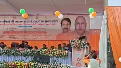 उपचुनाव से पहले मिल्कीपुर के युवाओं को रोजगार की सौगात, 1164 युवाओं को मिली नौकरी उपचुनाव से पहले मिल्कीपुर के युवाओं को रोजगार की सौगात, 1164 युवाओं को मिली नौकरी