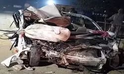 शाहजहांपुर-बरेली-फर्रुखाबाद हाईवे पर ट्रक और कार की टक्कर, दो बच्चों समेत पांच लोगों की मौत शाहजहांपुर-बरेली-फर्रुखाबाद हाईवे पर ट्रक और कार की टक्कर, दो बच्चों समेत पांच लोगों की मौत