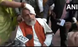 राहुल गांधी पर भाजपा सांसद को धक्का देने का आरोप, कांग्रेस सांसद ने कहा- वह हमें अंदर जाने से रोक रहे थे राहुल गांधी पर भाजपा सांसद को धक्का देने का आरोप, कांग्रेस सांसद ने कहा- वह हमें अंदर जाने से रोक रहे थे