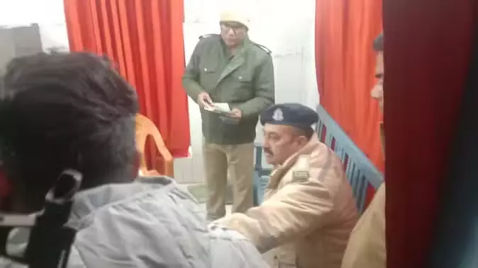 यूपी और पंजाब पुलिस ने तीन खालिस्तानी आतंकियों को किया ढेर, दो एके-47 और पिस्टल मिलीं यूपी और पंजाब पुलिस ने तीन खालिस्तानी आतंकियों को किया ढेर, दो एके-47 और पिस्टल मिलीं