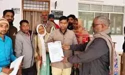 नौकरी दिलाने के नाम पर हुई ठगी नौकरी दिलाने के नाम पर हुई ठगी