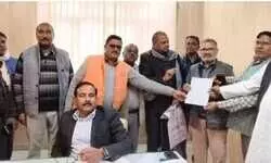 ठेकेदारो ने दी चेतावनी, बढ़ाई प्रशासन की चिंता ठेकेदारो ने दी चेतावनी, बढ़ाई प्रशासन की चिंता