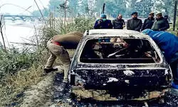 सहारनपुर- खुद को मृत दिखाने के लिए डॉ. मुबारिक ने युवक को कार में जिंदा फूंका, लोन चुकाने से बचने के लिए वारदात