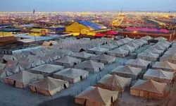 संगम की रेती पर महामंडलेश्वरों के राजसी शिविर, तीर्थ नगरी प्रयागराज में सजा वैभव का अनूठा संसार