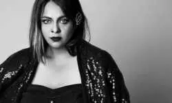 फैशन डिजाइनर ज़ील अग्रवाल पुरस्कार विजेता फिल्म निर्देशक विपिन अग्निहोत्री के चैट शो स्पीक अप फॉर अमेज़न प्राइम का हिस्सा फैशन डिजाइनर ज़ील अग्रवाल पुरस्कार विजेता फिल्म निर्देशक विपिन अग्निहोत्री के चैट शो स्पीक अप फॉर अमेज़न प्राइम का हिस्सा