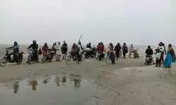 рдЧрдВрдЧрд╛ рдкрд░ рдирд╣реАрдВ рдмрдирд╛ рдкреАрдкрд╛ рдкреБрд▓, 10 рдХреЗ рдмрдЬрд╛рдп рдЕрдм 40KM рддрдп рдХрд░реЗрдВрдЧреЗ рджреВрд░реА рдЧрдВрдЧрд╛ рдкрд░ рдирд╣реАрдВ рдмрдирд╛ рдкреАрдкрд╛ рдкреБрд▓, 10 рдХреЗ рдмрдЬрд╛рдп рдЕрдм 40KM рддрдп рдХрд░реЗрдВрдЧреЗ рджреВрд░реА