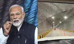 कश्मीर दौरे पर PM मोदी, सोनमर्ग टनल का किया उद्घाटन, सीएम अब्दुल्ला और LG सिन्हा मौजूद कश्मीर दौरे पर PM मोदी, सोनमर्ग टनल का किया उद्घाटन, सीएम अब्दुल्ला और LG सिन्हा मौजूद