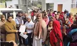 पुलिस के कब्जे में बाबा साहब की प्रतिमा